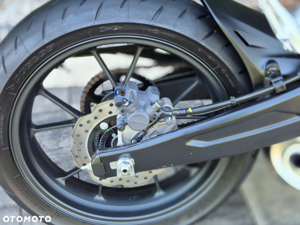 Honda CB - 15