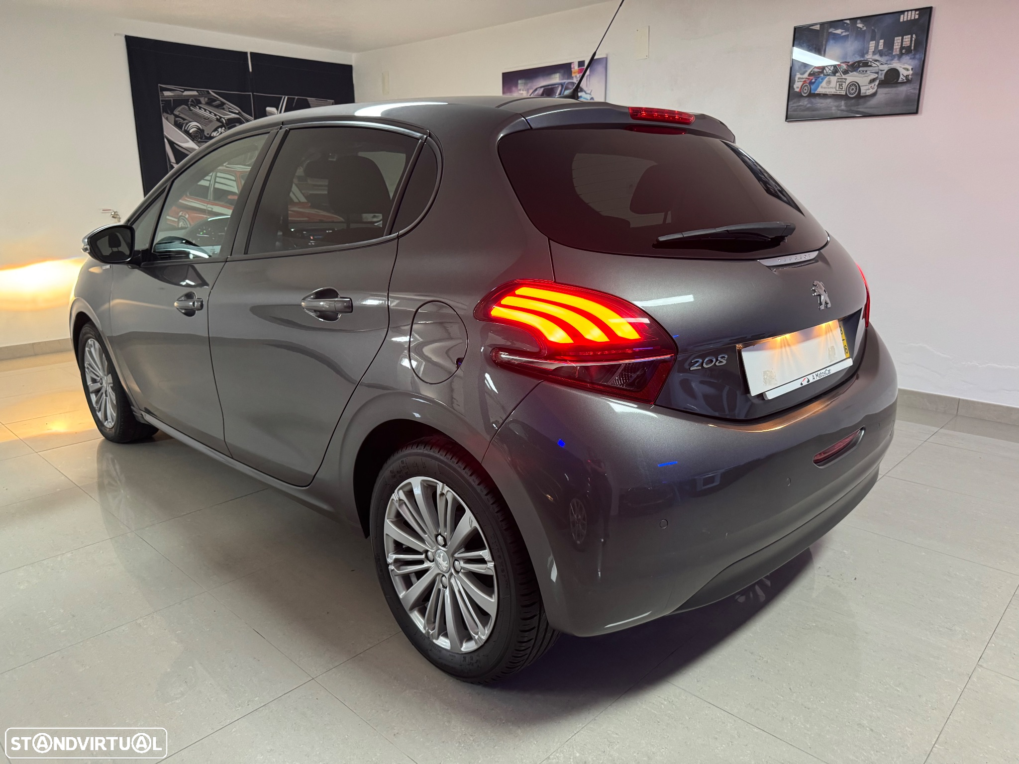 Peugeot 208 1.6 BlueHDi Style - 3
