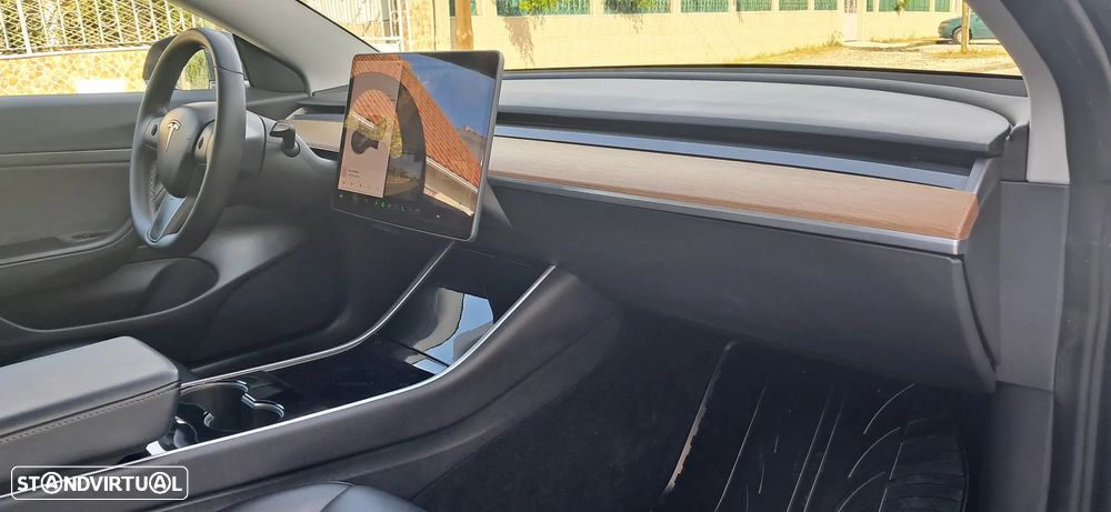 Tesla Model 3 Standard Range Plus RWD - 31