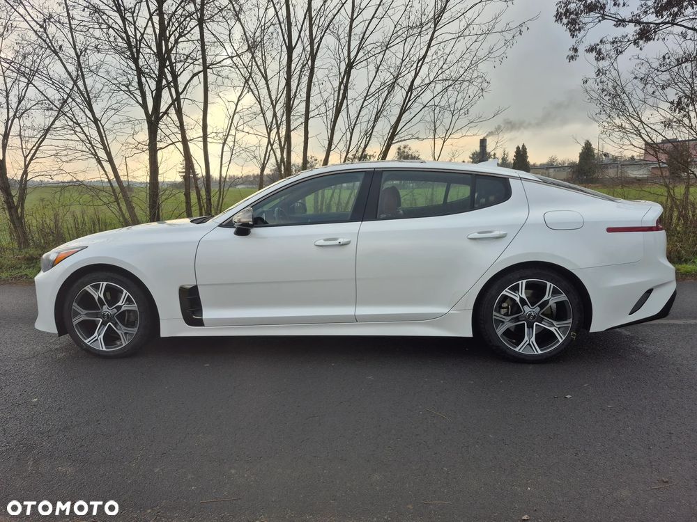 Kia Stinger 2.0 T-GDI GT Line - 3