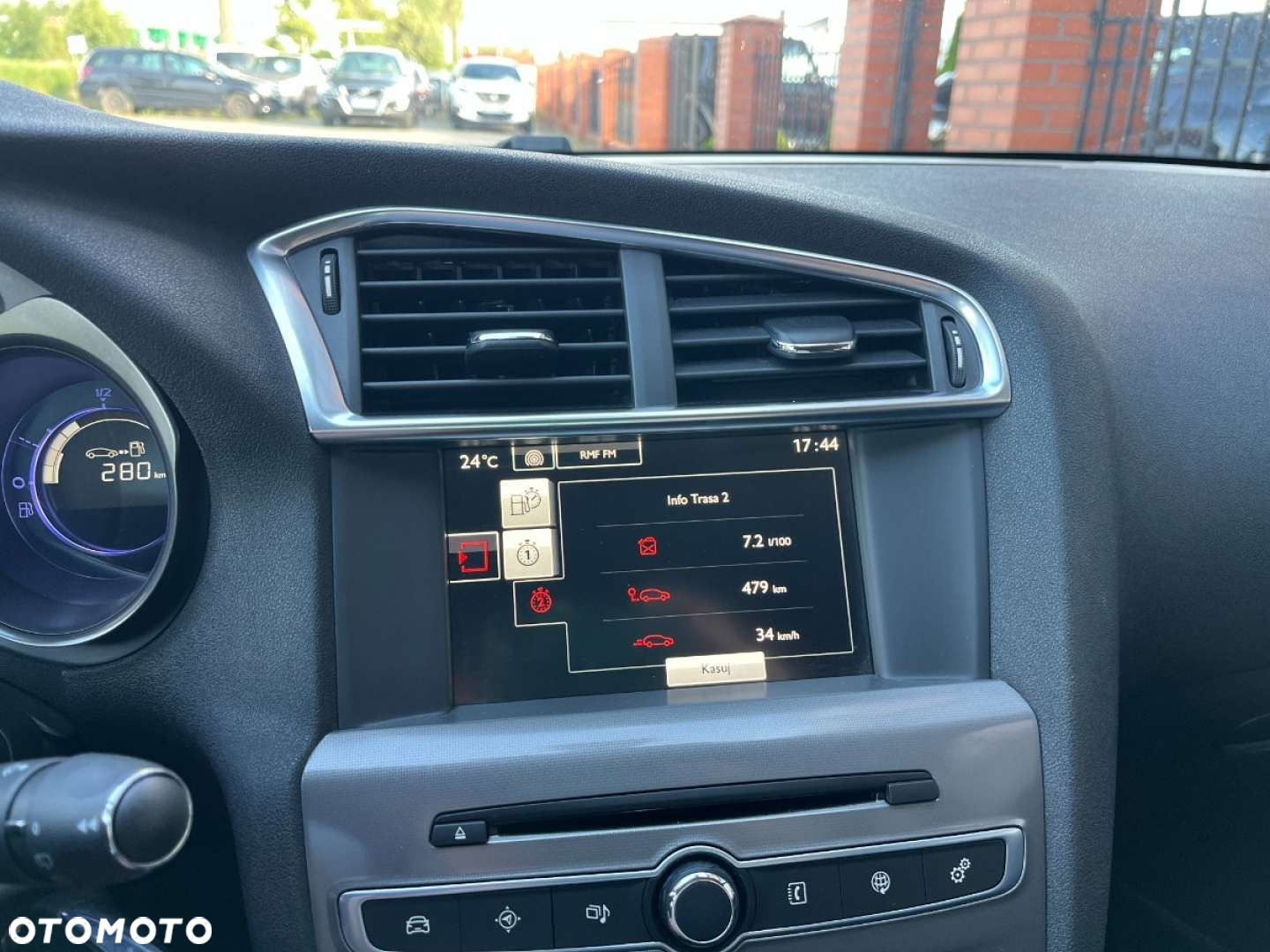 Citroën C4 PureTech 130 Stop&Start PLUS - 12