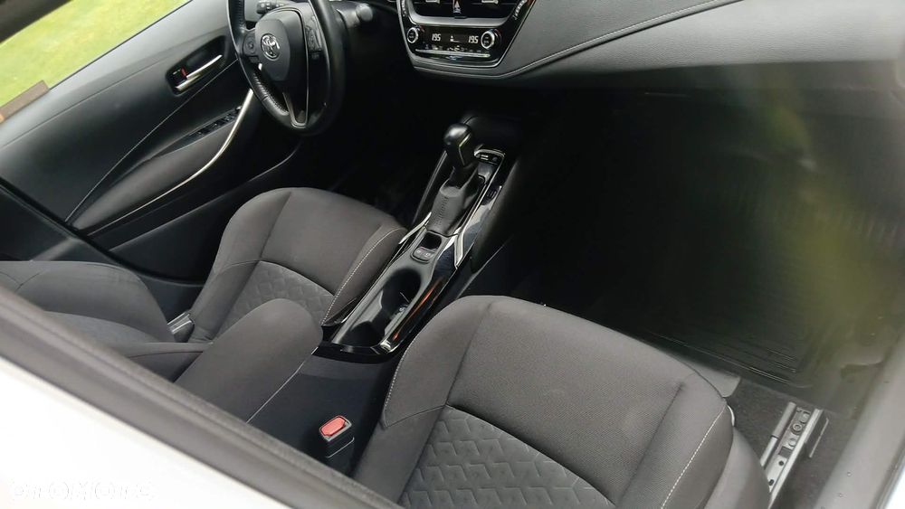 Toyota Corolla 1.8 Hybrid GPF Comfort - 22