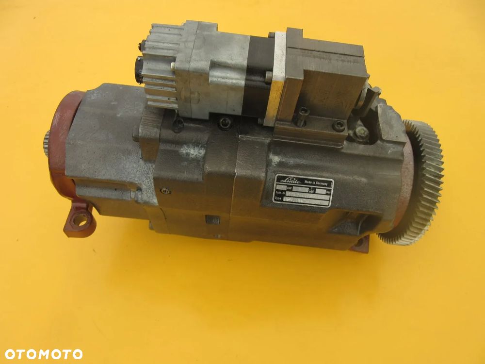 Hydrostat skrzyni bezstopniowej Case CVX150