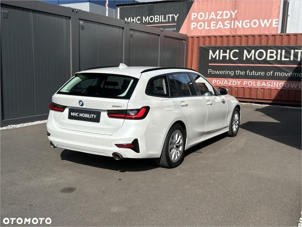BMW Seria 3 318i Advantage - 15