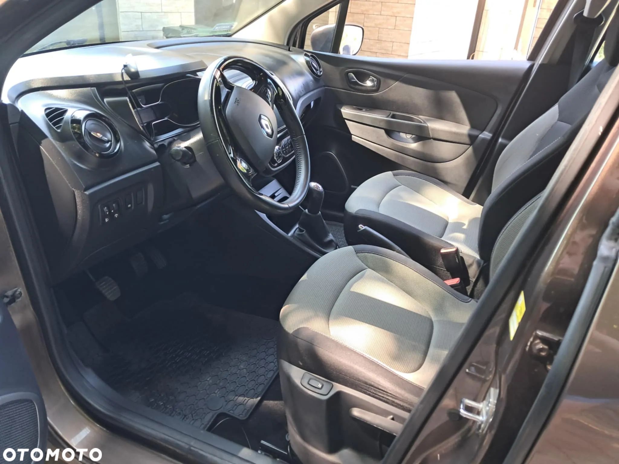 Renault Captur 0.9 Energy TCe Intens - 1