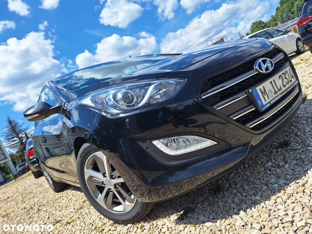 Hyundai i30 blue Kombi 1.6 GDi Passion - 3
