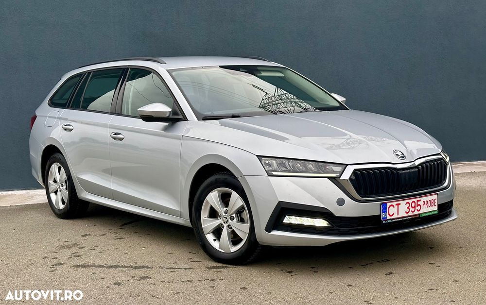 Skoda Octavia Combi Diesel 2.0 TDI Style - 10