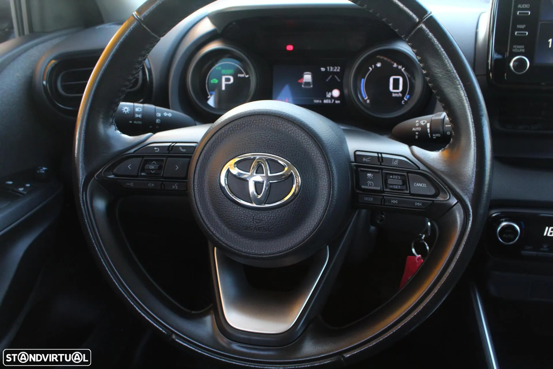 Toyota Yaris 1.5 HDF Exclusive - 14