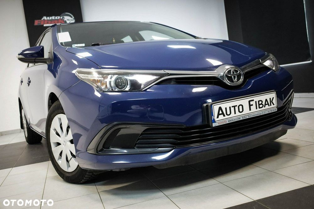 Toyota Auris - 3
