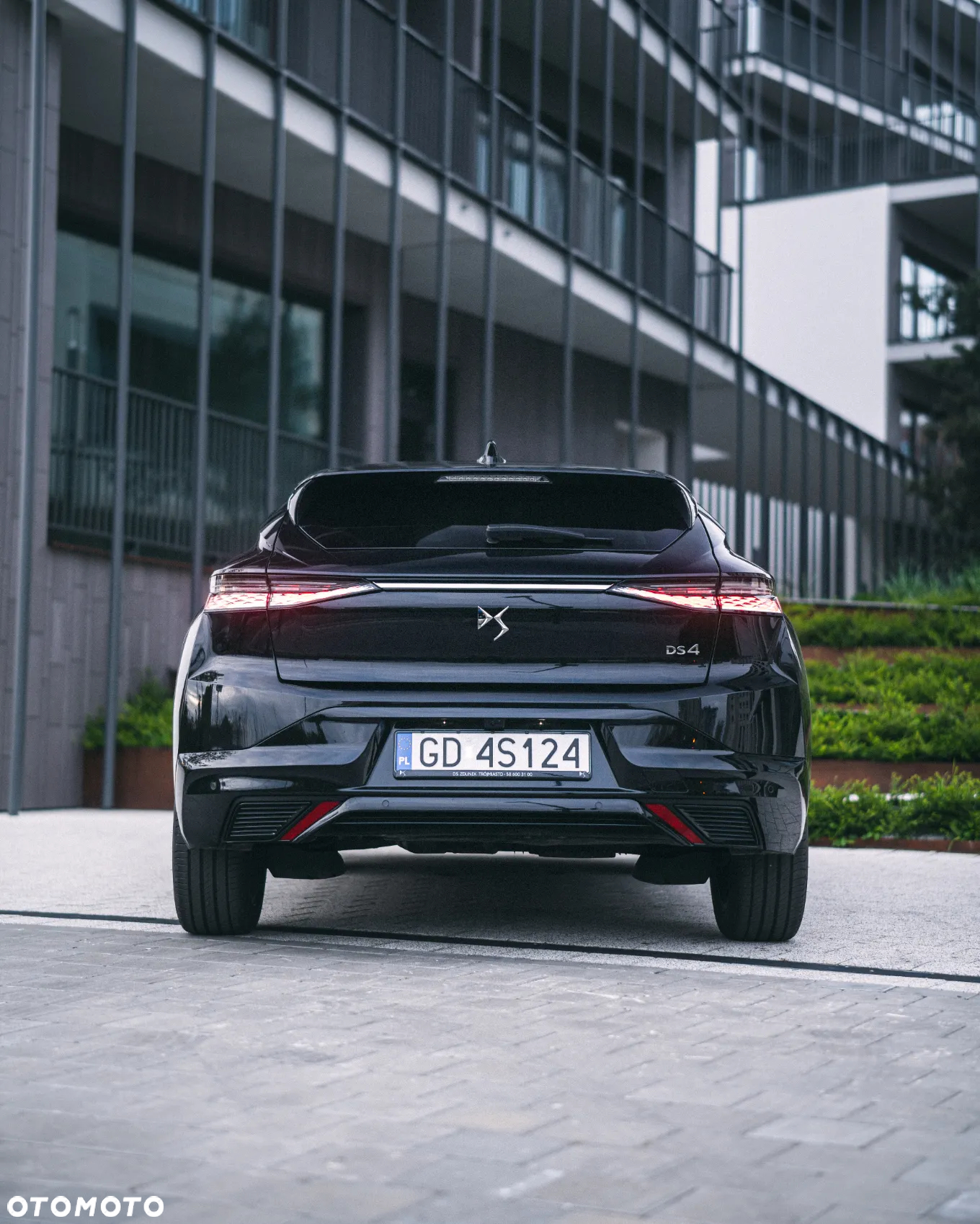 DS Automobiles DS 4 1.5 BlueHDi Étoile Alcantara - 11