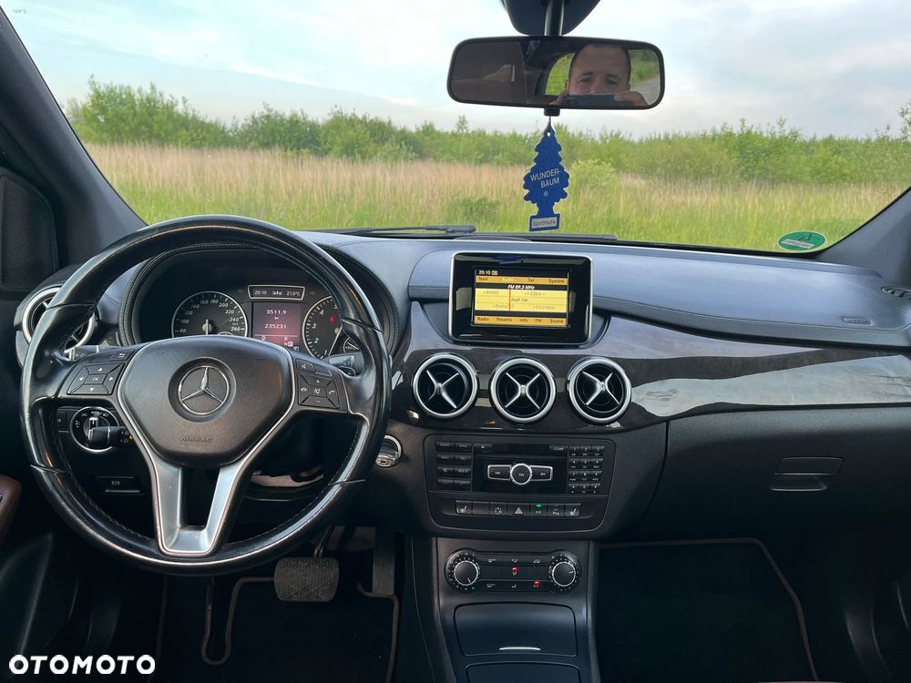 Mercedes-Benz Klasa B 200 7G-DCT Style - 4