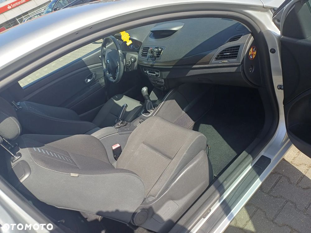 Renault Megane ver-1-5-dci-expression - 4