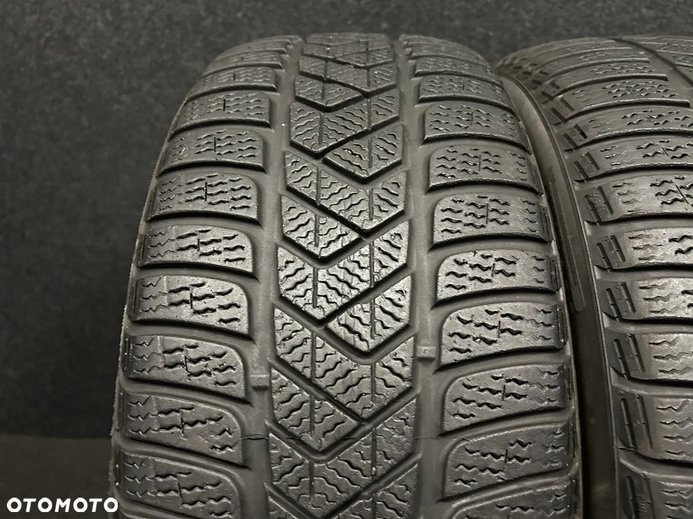 Opony zimowe Pirelli Winter SottoZero 3 225/45/18 95H XL 2szt. - 2