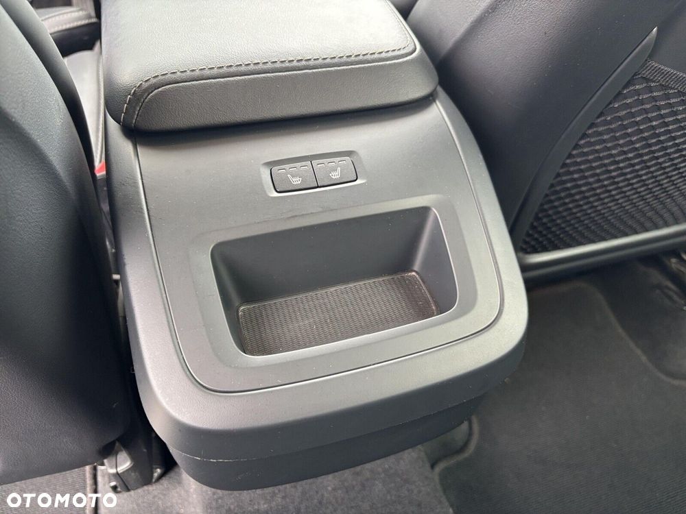 Volvo XC 60 B5 B AWD Plus Bright - 24