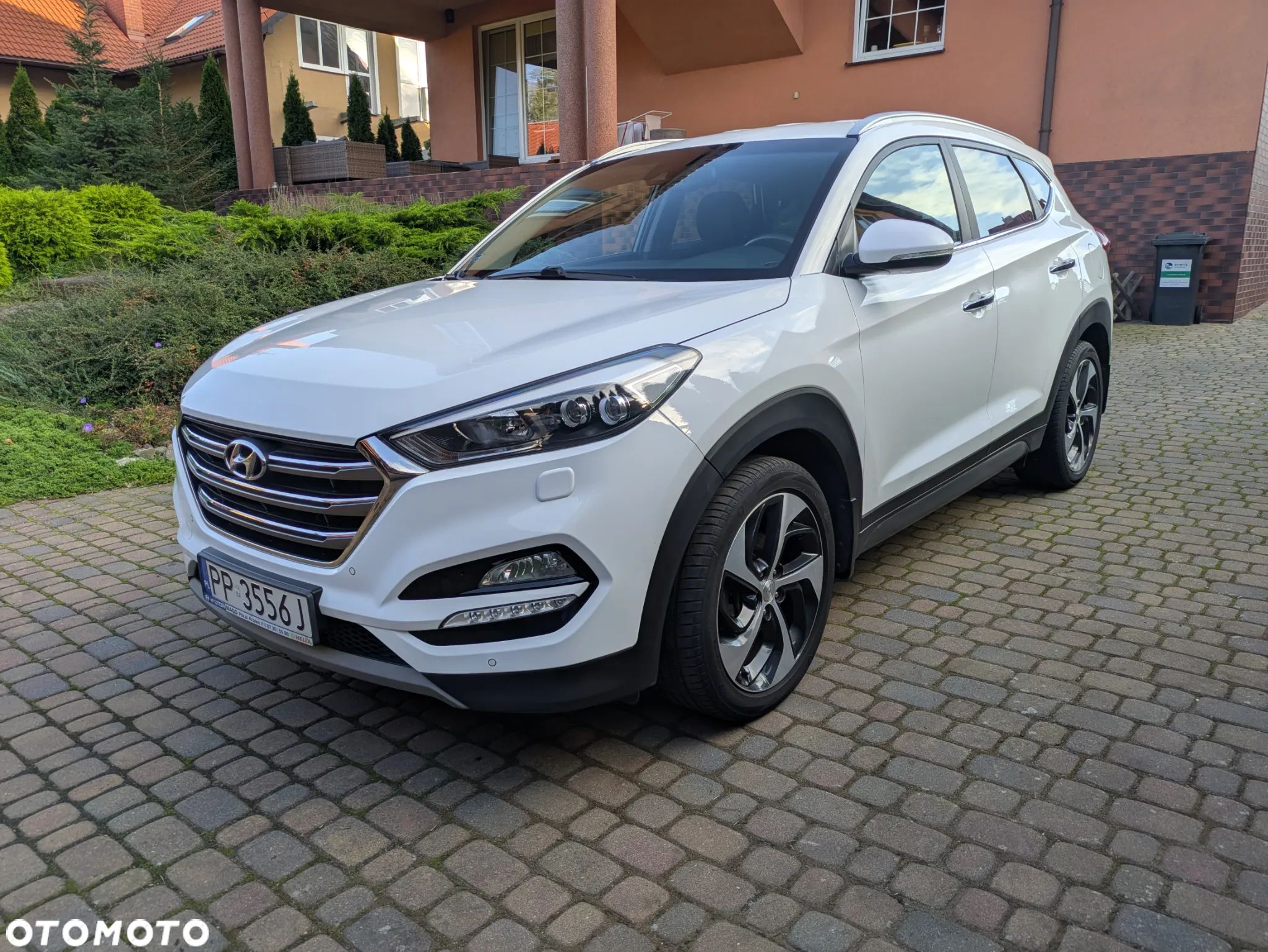 Hyundai Tucson - 1