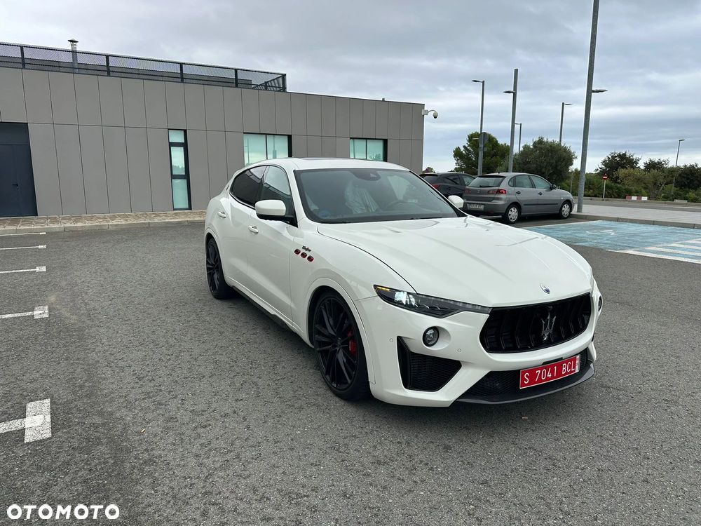 Maserati Levante Trofeo - 1