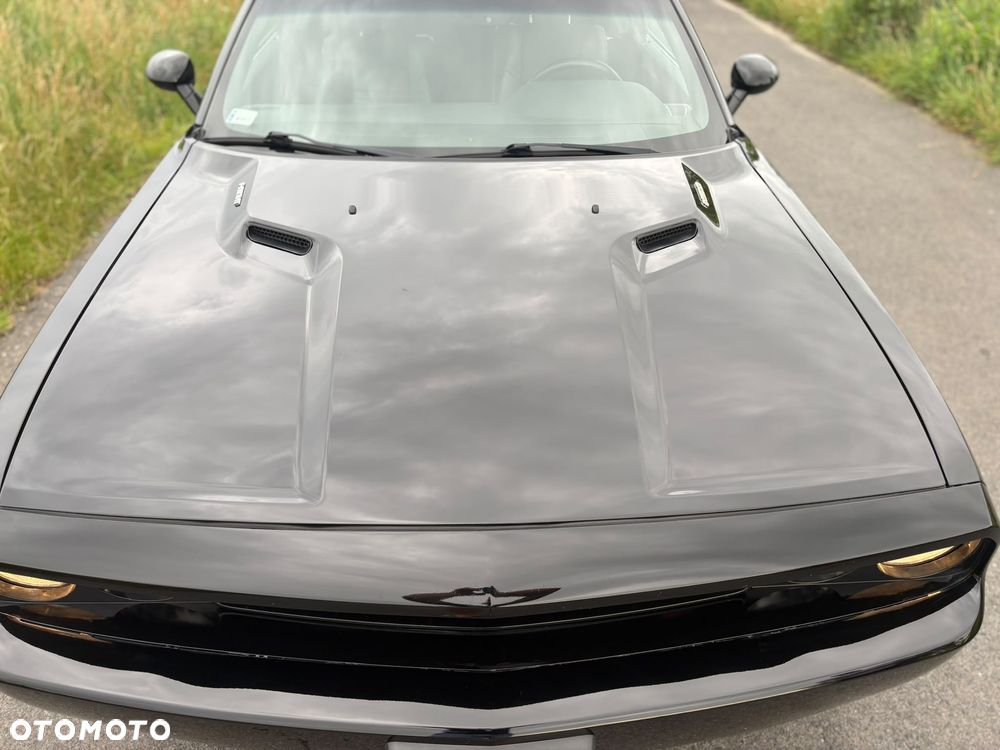 Dodge Challenger - 15