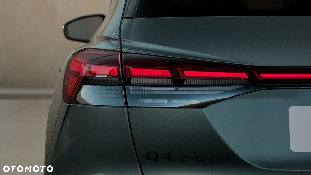 Audi Q4 e-tron - 11