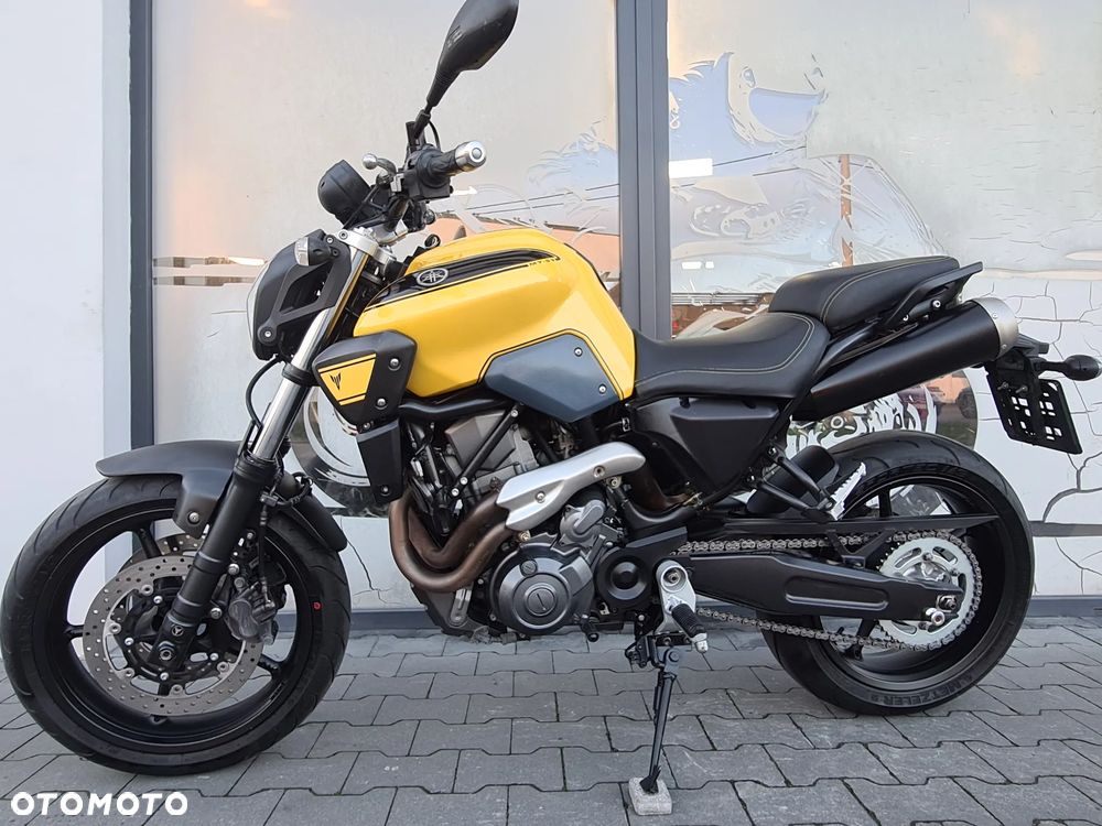 Yamaha MT - 7