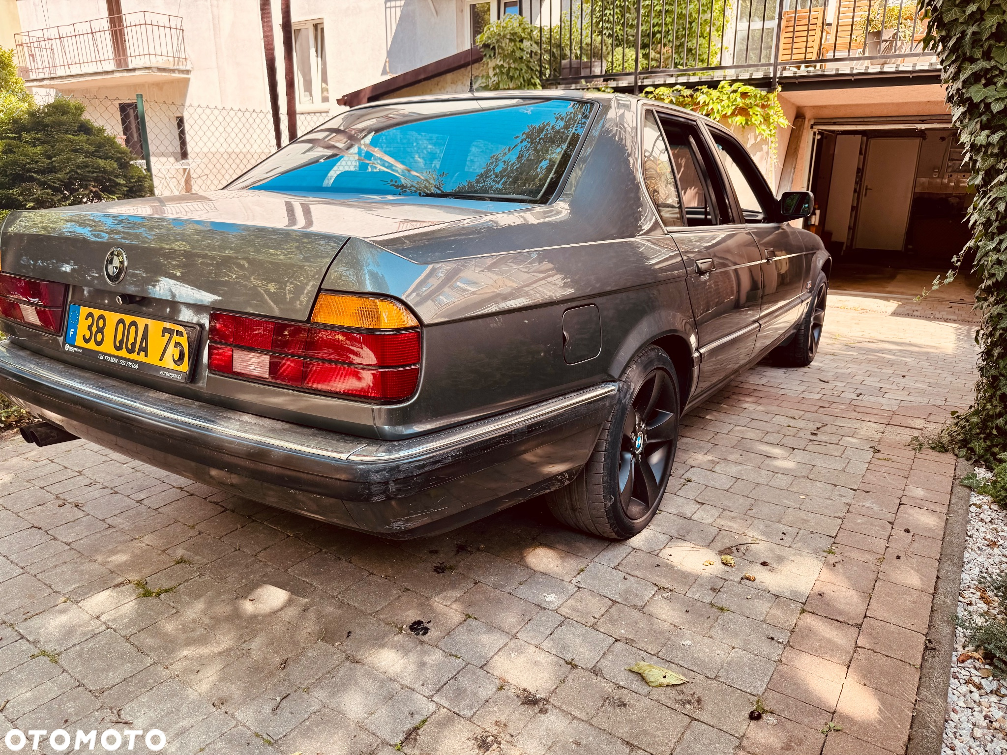 BMW Seria 7 730i - 4