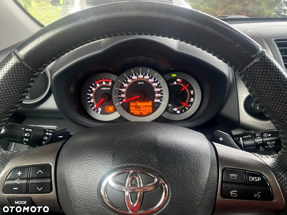 Toyota RAV4 2.2 D-CAT Premium - 19
