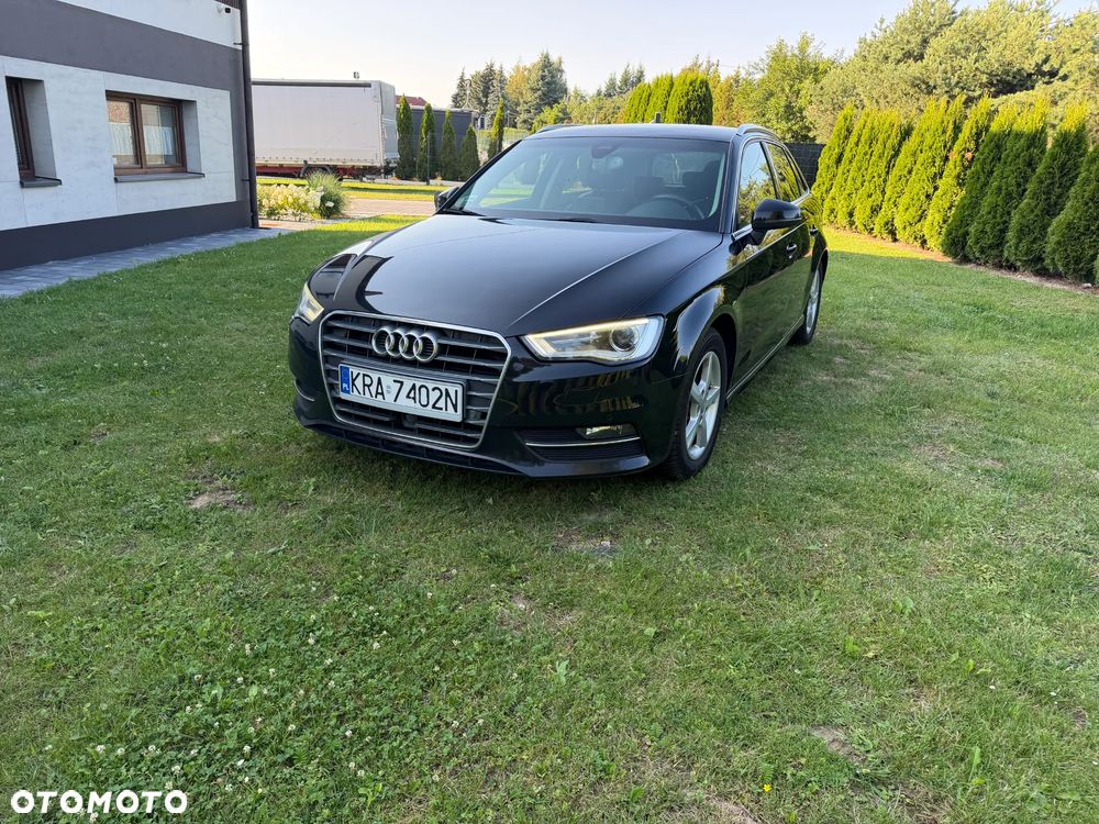 Audi A3 Sportback - 1