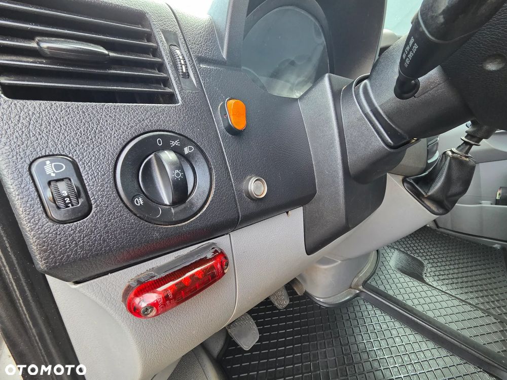 Volkswagen Crafter - 22