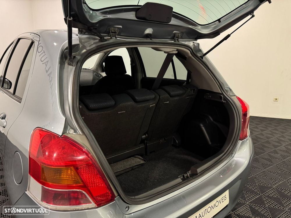 Toyota Yaris 1.4 D-4D SE Sport - 42