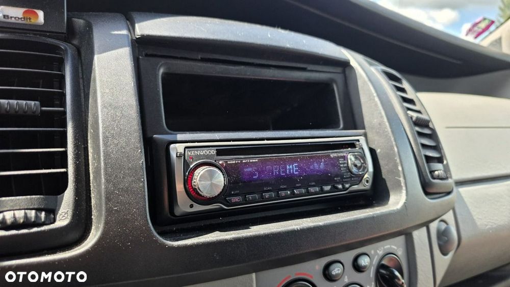 Renault Trafic - 15