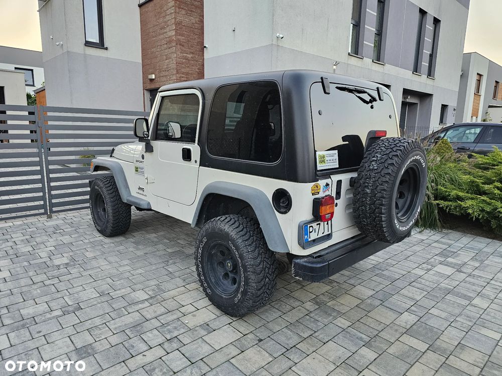 Jeep Wrangler 4.0 Sport - 3