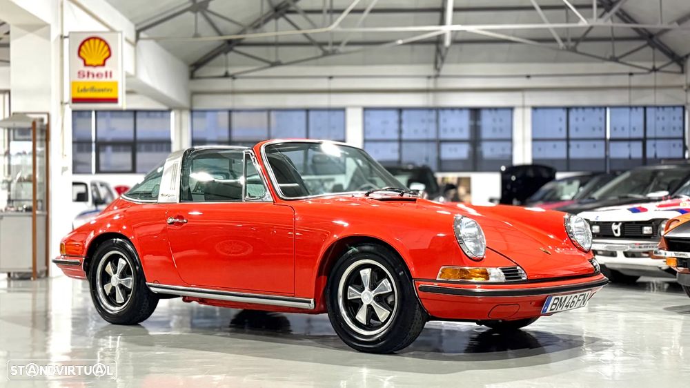 Porsche 911 Série F - 1