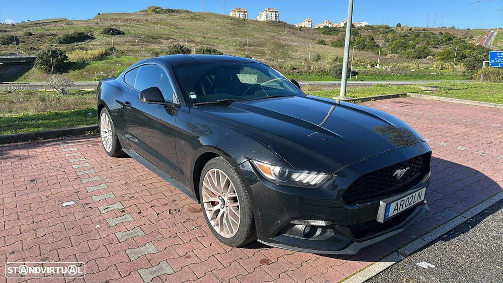 Ford Mustang 2.3 Eco Boost - 2