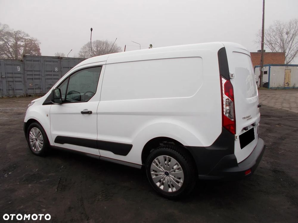 Ford Transit Connect - 4