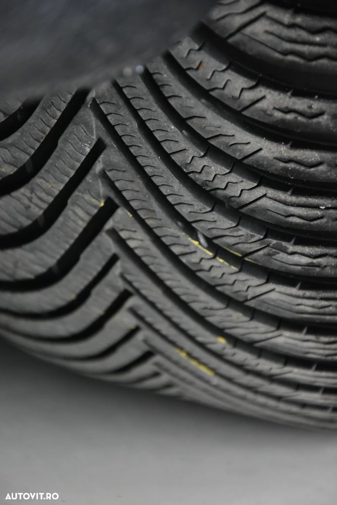 Audi A4 2.0 TDI DPF multitronic Attraction - 23