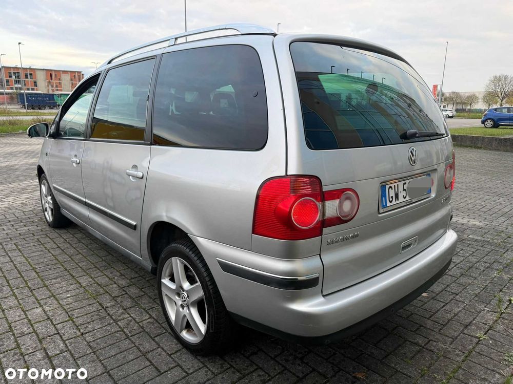 Volkswagen Sharan - 2