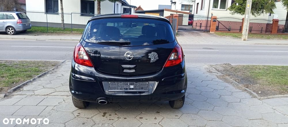 Opel Corsa 1.4 16V Active - 16