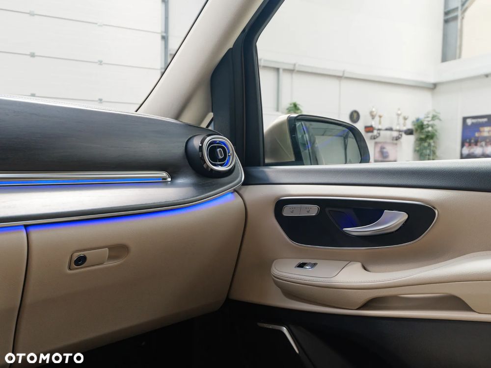 Mercedes-Benz Klasa V 250 d 9G-Tronic Avantgarde (d³ugi) - 36
