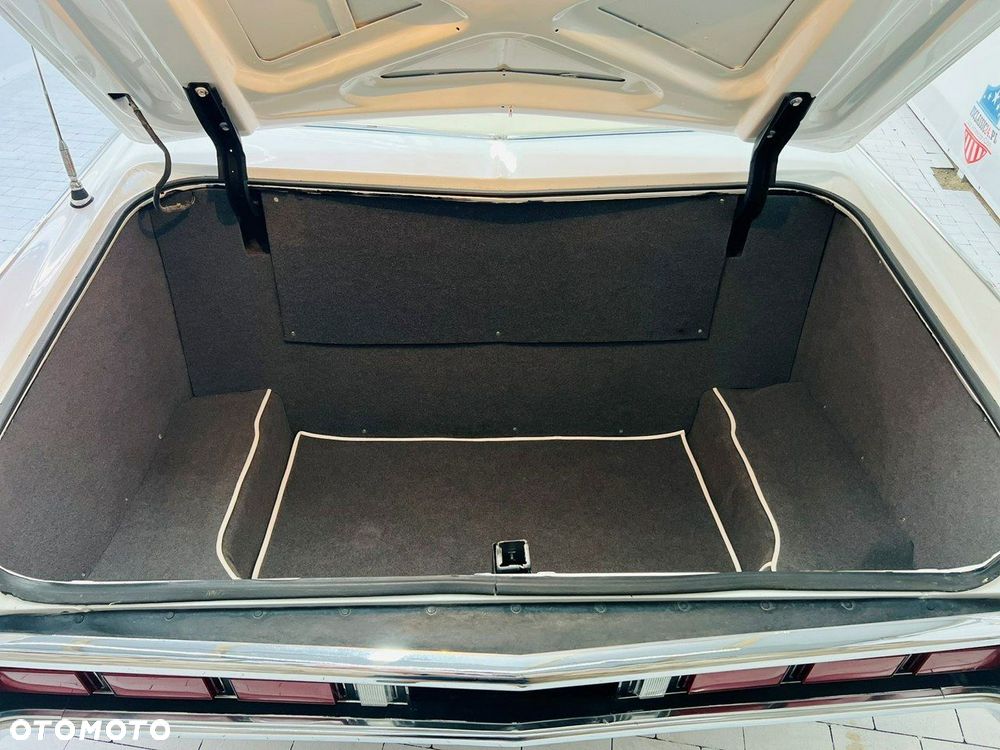 Lincoln Continental - 14