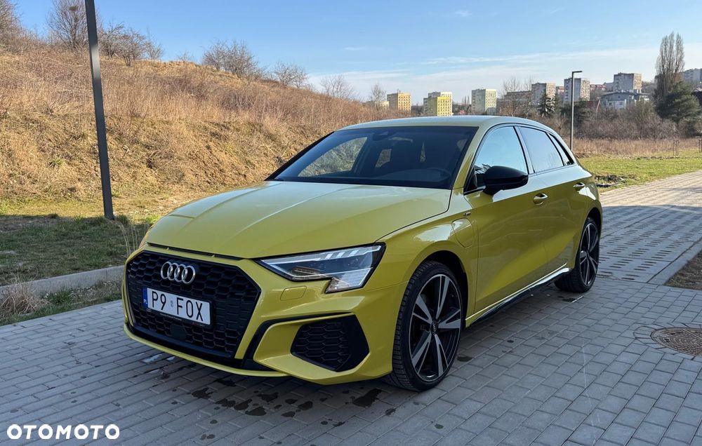Audi A3 Sportback - 2