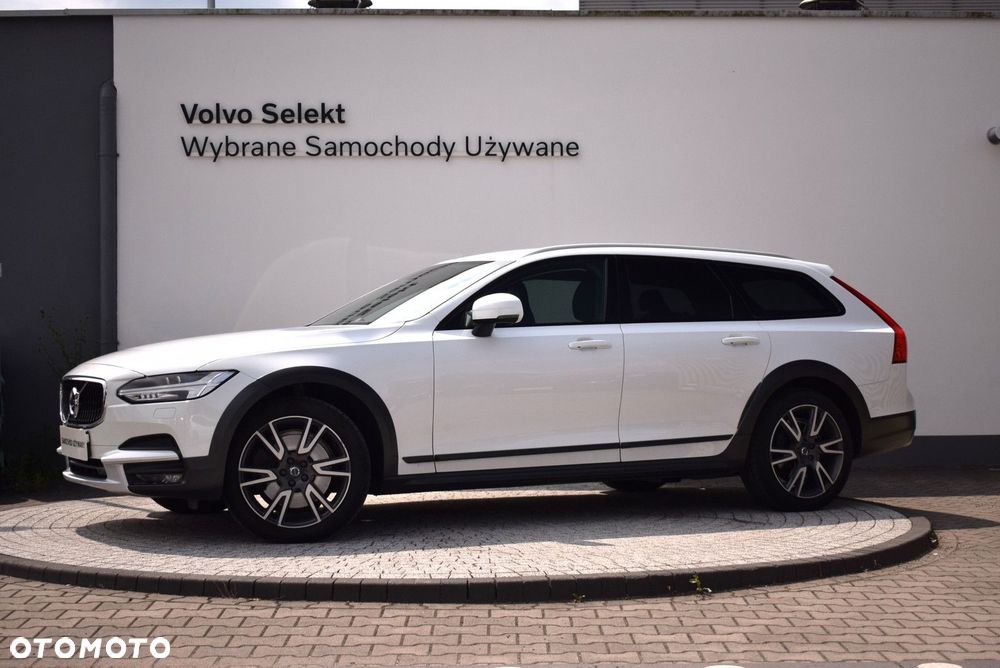 Volvo V90 Cross Country - 5