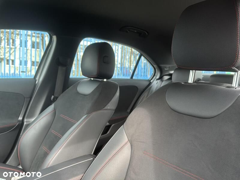 Mercedes-Benz Klasa A 200 AMG Line 7G-DCT - 15