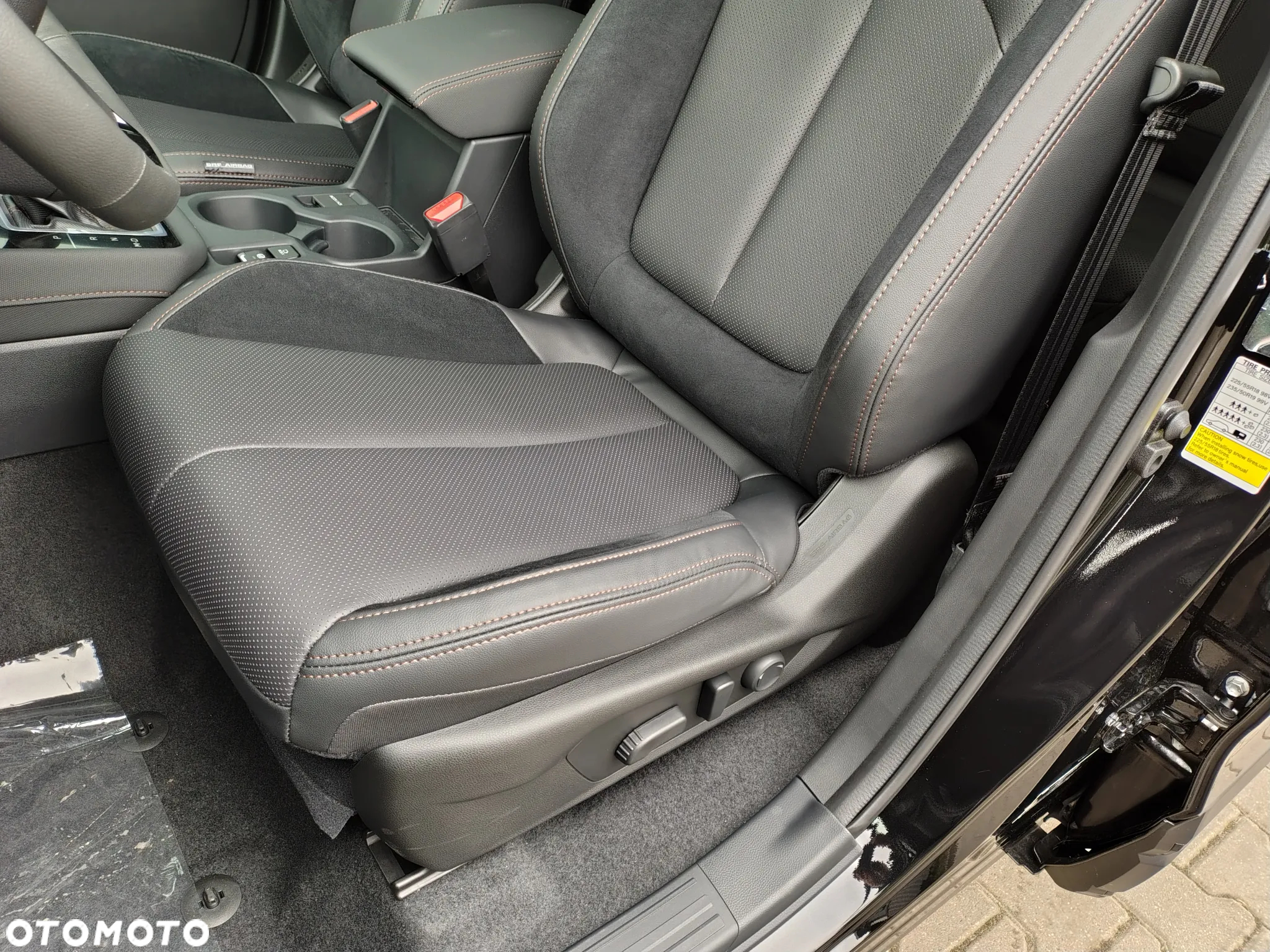 Subaru Forester 2.0i-L Platinum (EyeSight) Lineartronic - 11