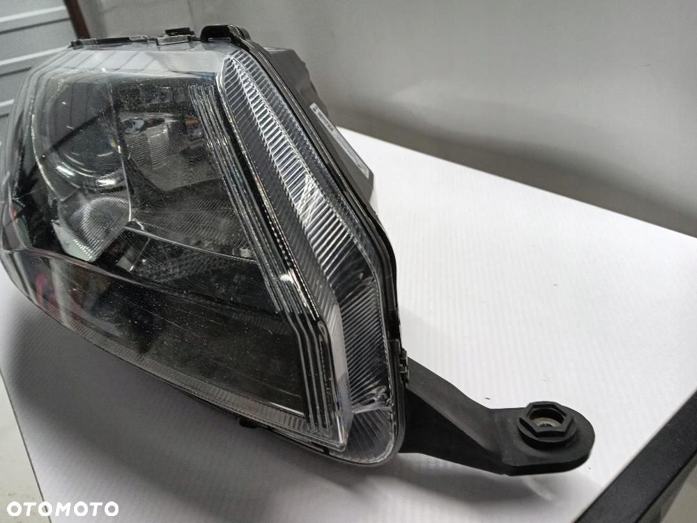 LAMPA PRZÓD PRZEDNIA PRAWA SKODA RAPID LIFT 5JB941016C - 2