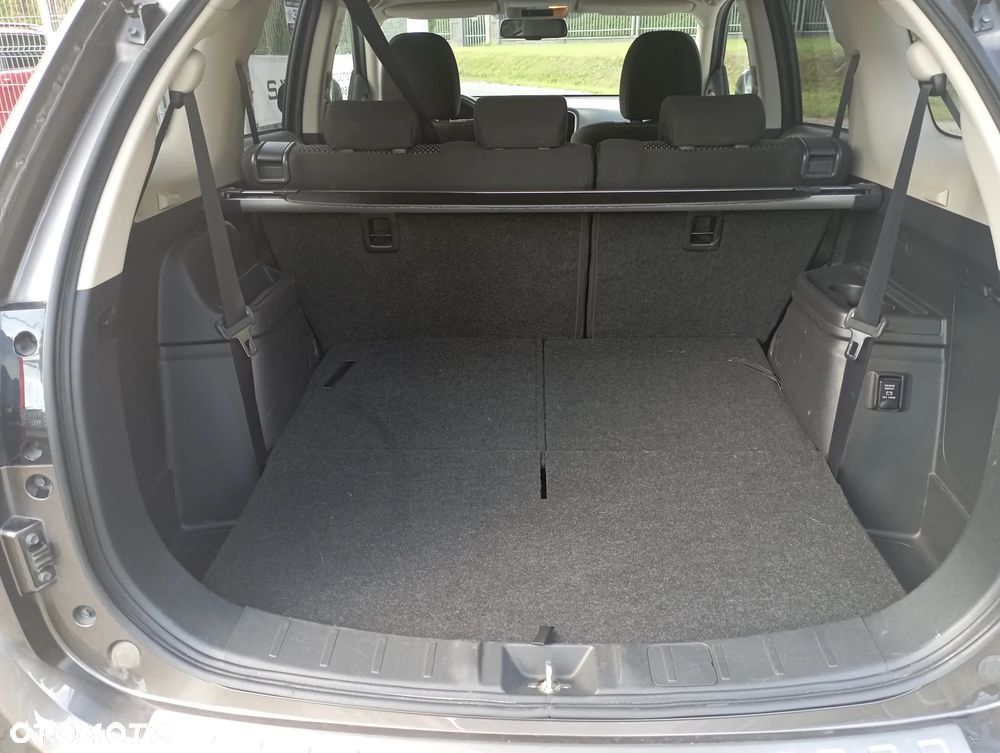 Mitsubishi Outlander 2.0 Intense + SDA 4WD CVT - 20