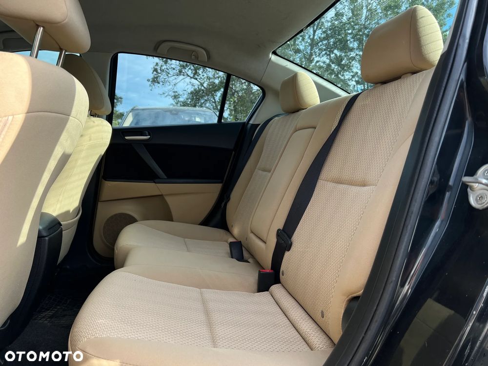 Mazda 3 - 18