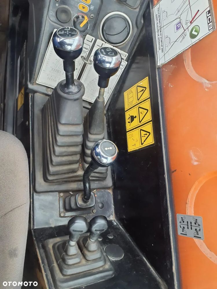 JCB 540-140 - 16