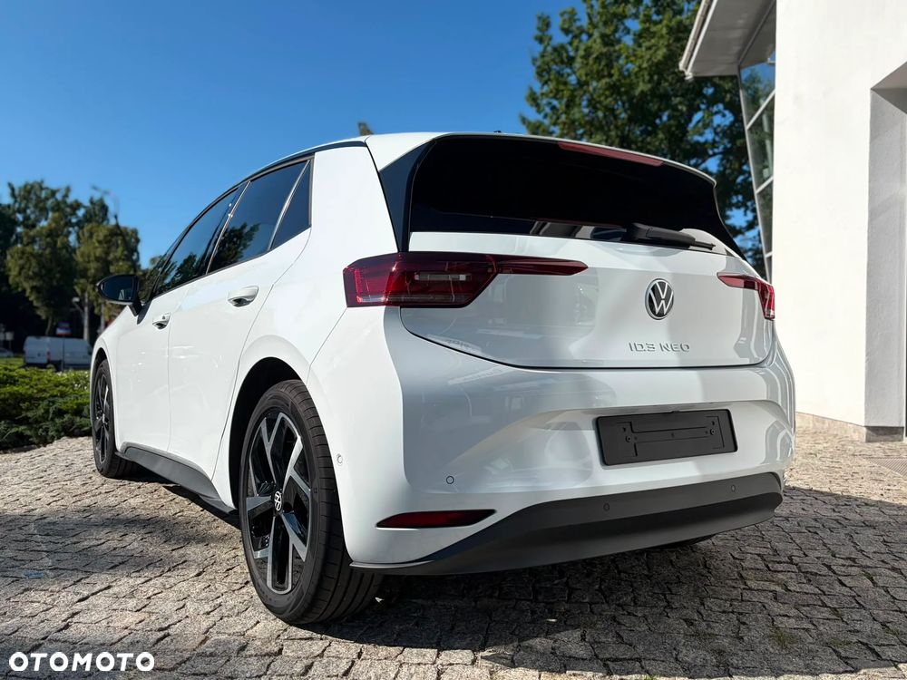 Volkswagen ID.3 Neo 79kWh Style - 8