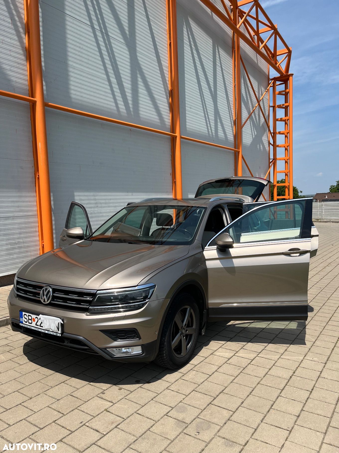 Volkswagen Tiguan 2.0 TDI 4Mot DSG Comfortline - 1