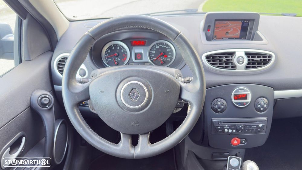 Renault Clio 1.2 TCE Dynamique S - 18