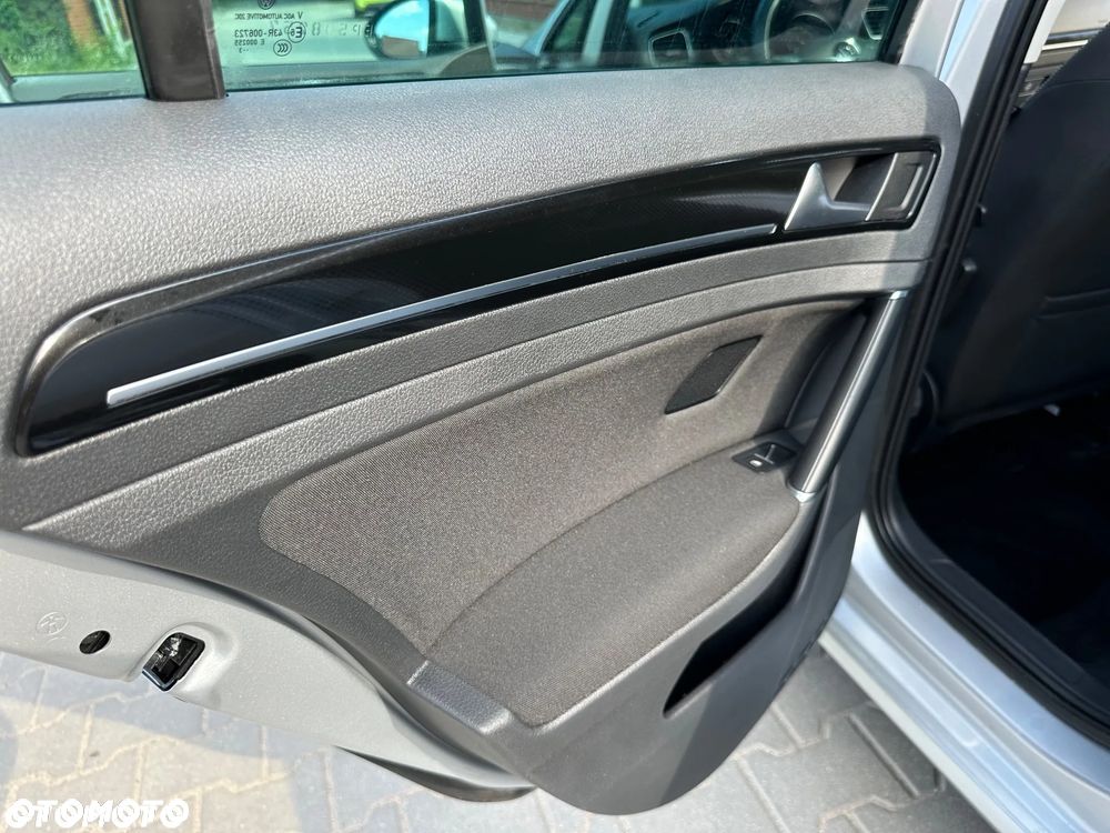 Volkswagen Golf Variant 2.0 TDI BMT Highline DSG - 34